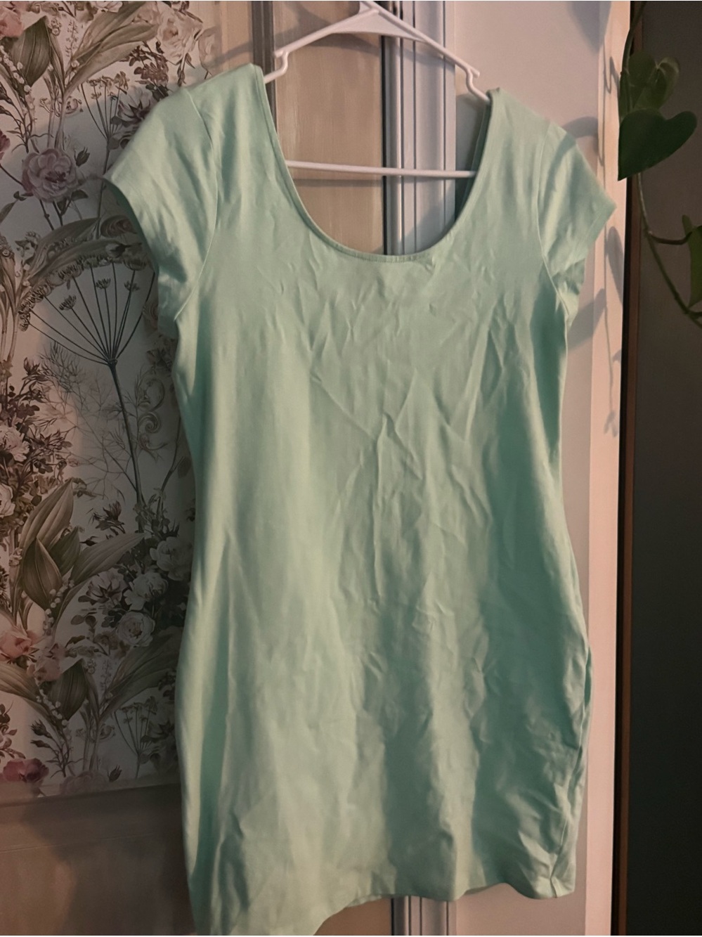 Charlotte Russe Scoop Neck Tunic in Mint
